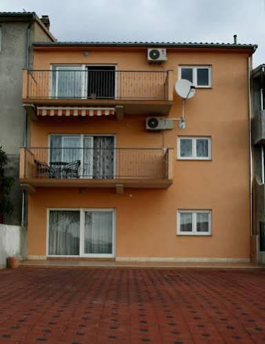 Apartment Anamarija With Sea View شيبينيك المظهر الخارجي الصورة