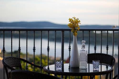 Apartment Anamarija With Sea View شيبينيك المظهر الخارجي الصورة